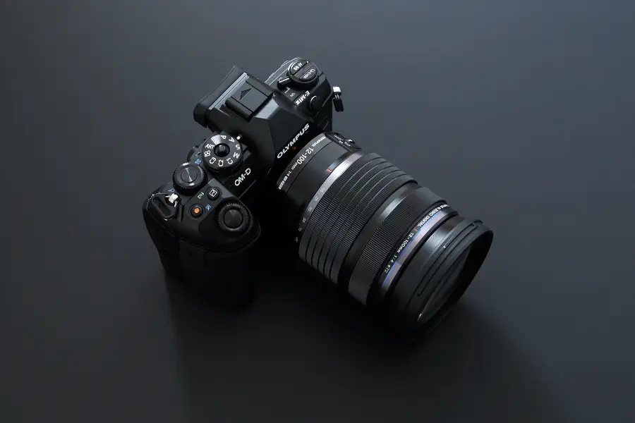 Olympus OM-D E-M1 Mark II Review: Worth It in 2024?_01