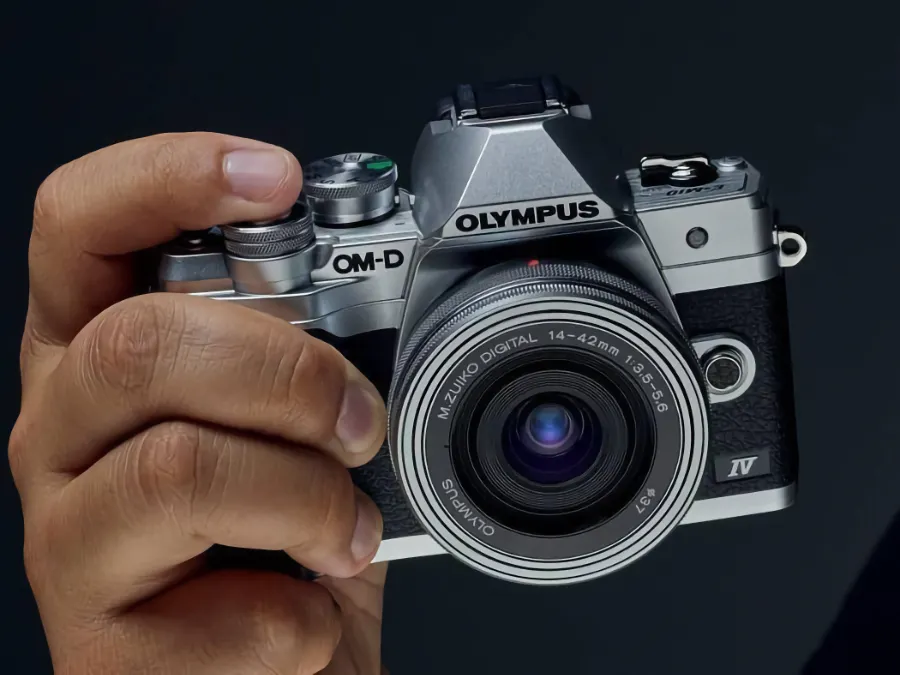 Olympus OM-D E-M10 Mark III: Pro Features in a Compact Body_01