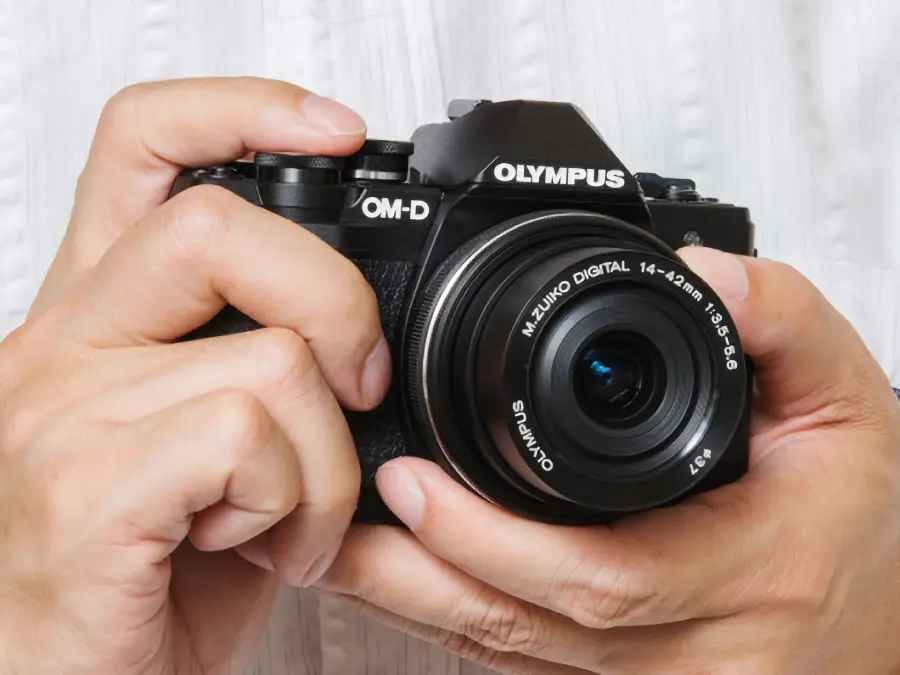 Olympus OMD EM10 Mark III Review: Real-World Insights_01