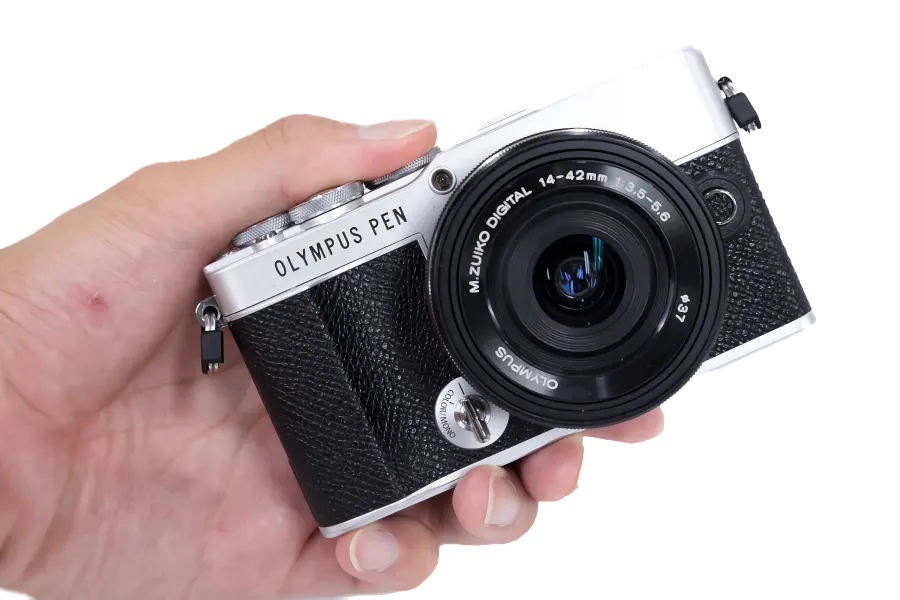 Olympus PEN E-P7 Review: Pro Performance in Compact Form_01