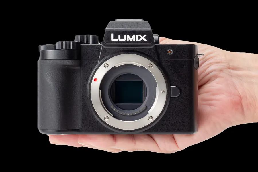 Panasonic G100D: The Ideal Mirrorless for Vloggers_01