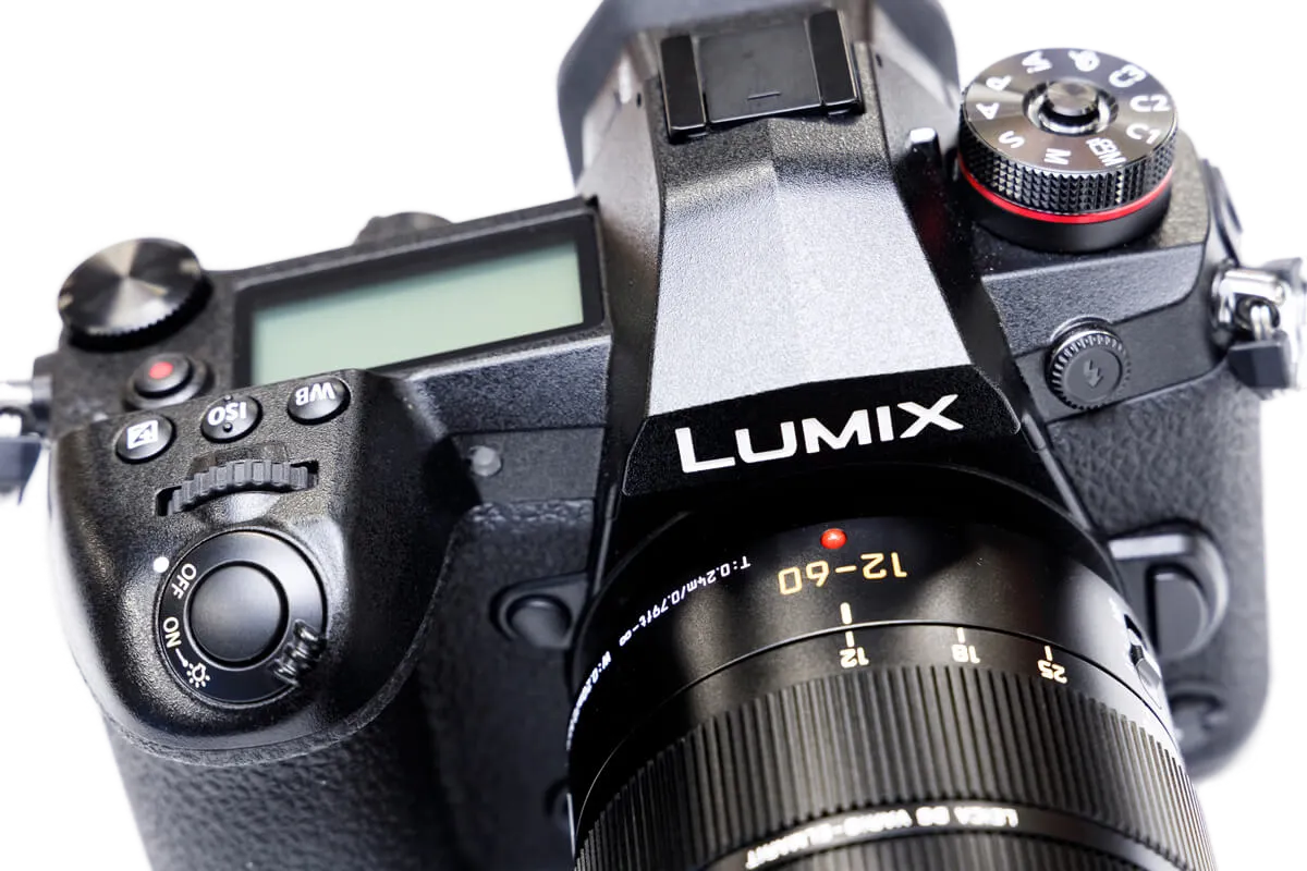 Panasonic Lumix G9 Review: Setting a New Standard for Professional Mirrorless Cameras_01