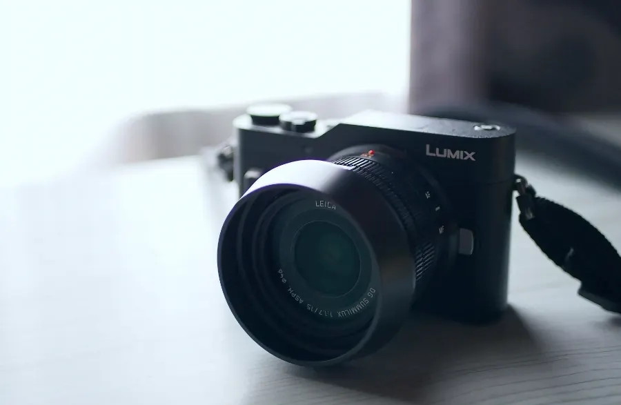 Panasonic LUMIX GF10: Best Travel & Vlogging Camera 2024_01