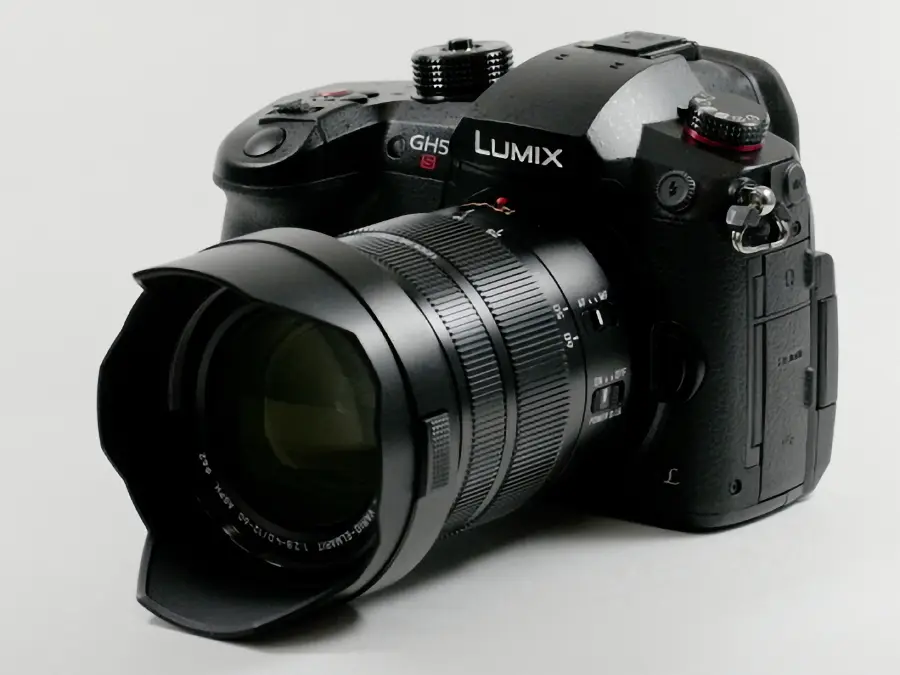 Panasonic Lumix GH5S Review: Top Video Camera for 2024